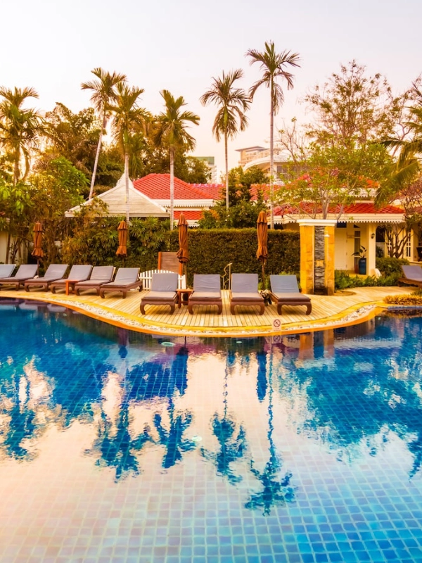 leisure travel luxury stay